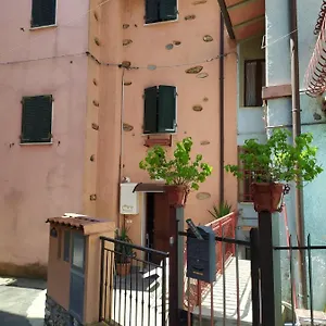 Casetta Spino Fiorito Montignoso